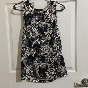 Soft tank with exposed back